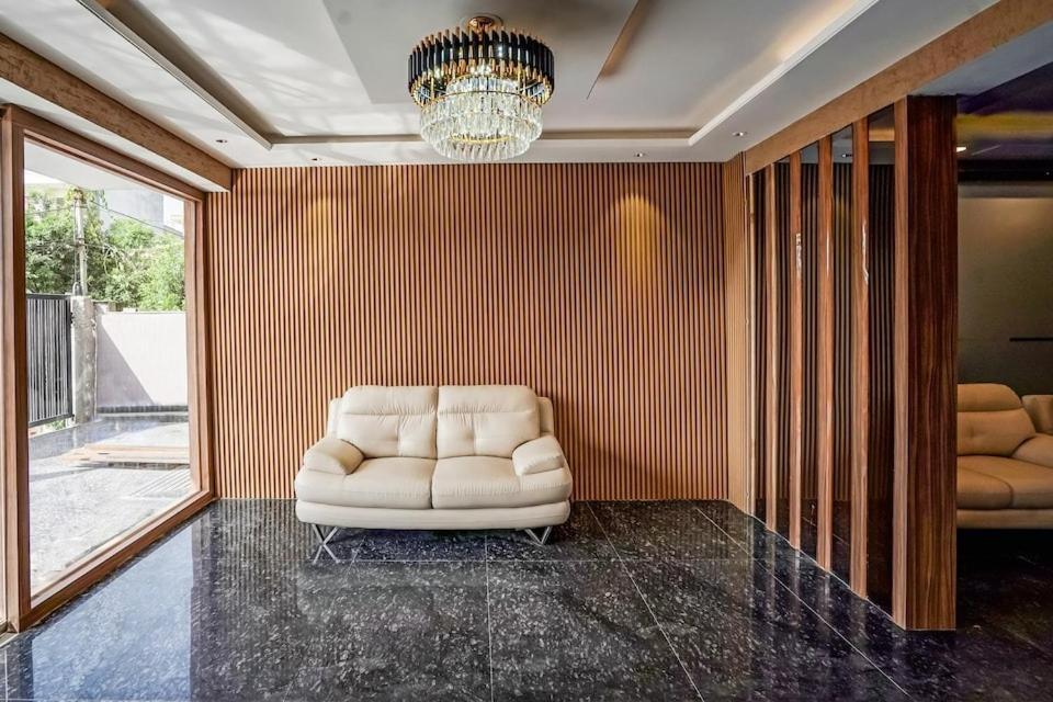 Dm 45 Near Huda City Centre Bed and Breakfast Γκουργκάον Εξωτερικό φωτογραφία